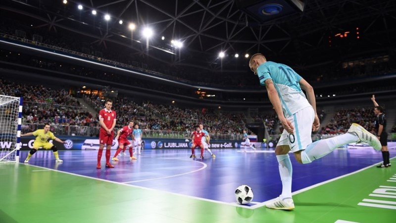 Bóng đá Futsal  là hình thức thu nhỏ hấp dẫn